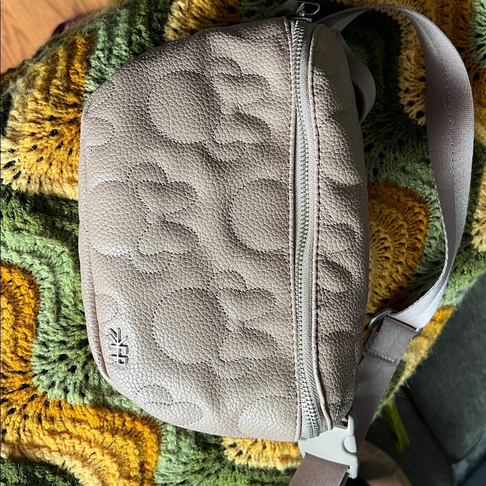 Disney x Freshly Picked Belt Bag Minnie Quilted